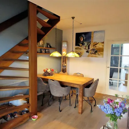 Lovely Holiday Within Cycling Distance Of The Dunes And The Beach! Julianadorp