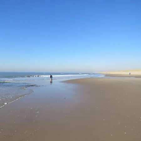 Nyaraló Lovely Holiday Within Cycling Distance Of The Dunes And The Beach! *