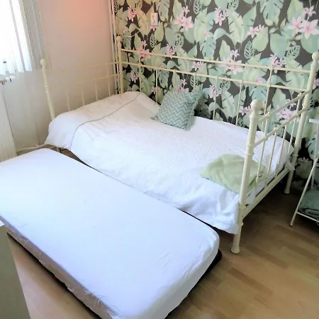 Lovely Holiday Within Cycling Distance Of The Dunes And The Beach!
